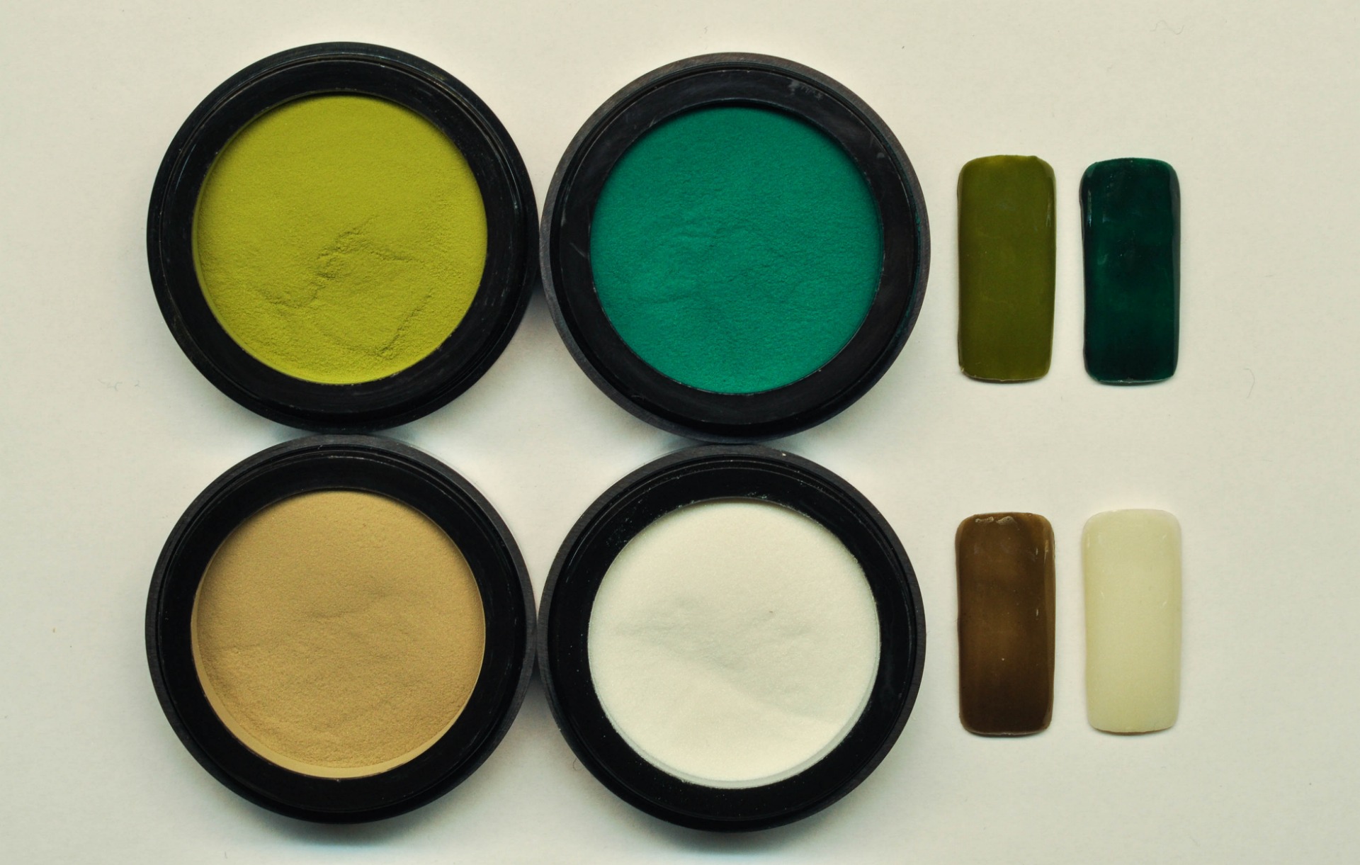 Colección acrílico Military 4 x 6 g. - Imagen 2